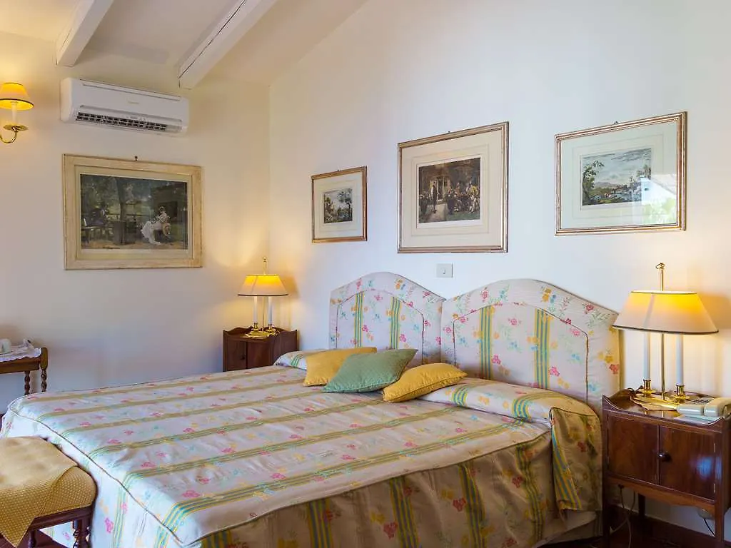 Hotel Villa Ottone Portoferraio 5*,  Italy
